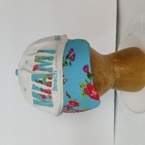 Miami Beach Ladies Cap, White Blue Floral Print, Pre-owned